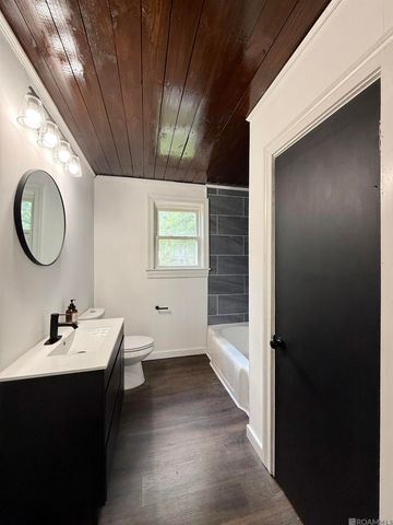3648 Sherwood St, Baton Rouge, LA 70805