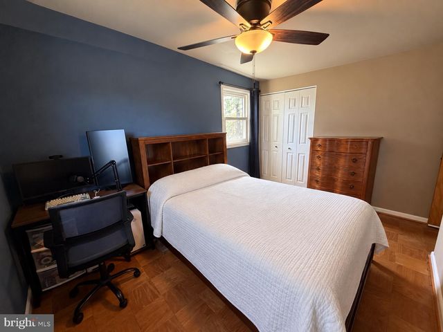 1033 CIRCLE DR, Halethorpe, MD 21227