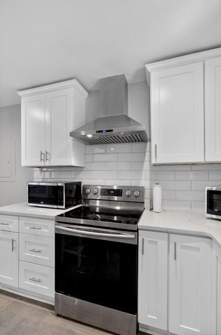 537 Saint Andrews Boulevard, Charleston, SC 29407