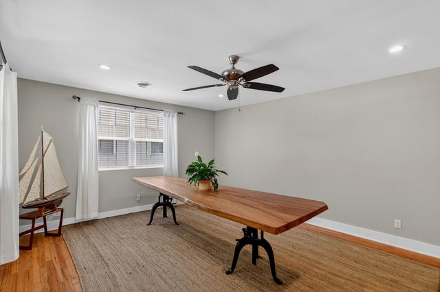 537 Saint Andrews Boulevard, Charleston, SC 29407