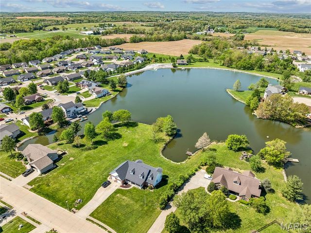 1033 Turtle Dove Trail, Waterloo, IL 62298