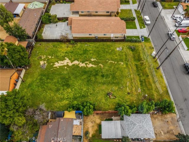 1879 10th, Riverside, CA 92507