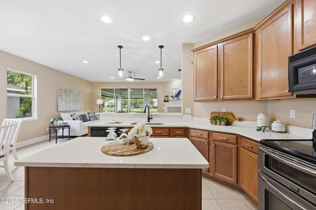 1643 MAJESTIC VIEW Lane, Fleming Island, FL 32003