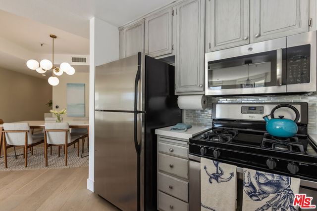 235 Main Street 217, Venice, CA 90291