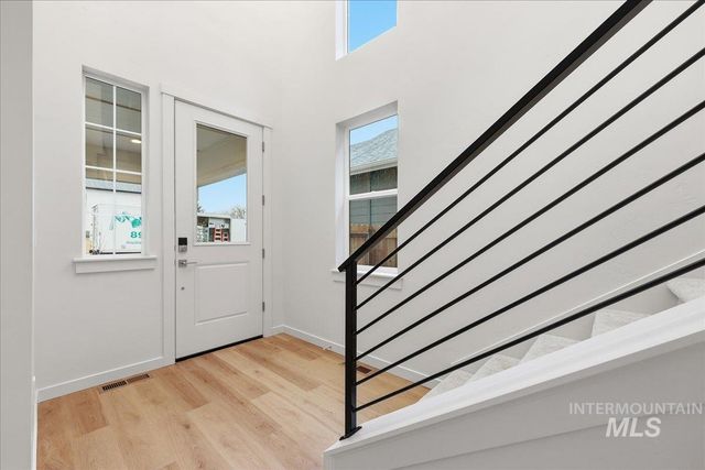 9647 W Kate Dr, Boise, ID 83714