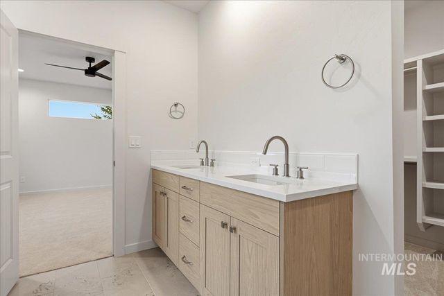 9647 W Kate Dr, Boise, ID 83714