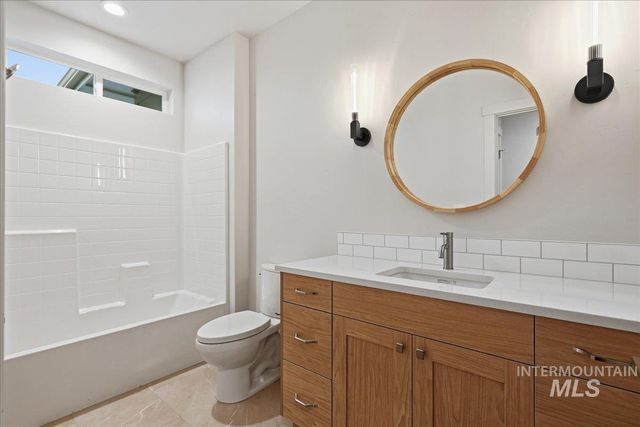 9647 W Kate Dr, Boise, ID 83714