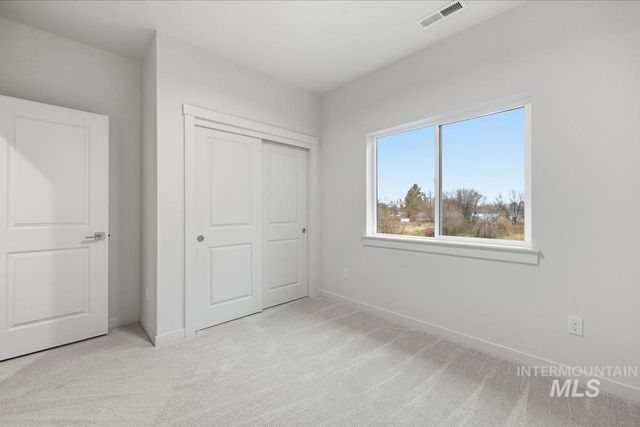 9647 W Kate Dr, Boise, ID 83714