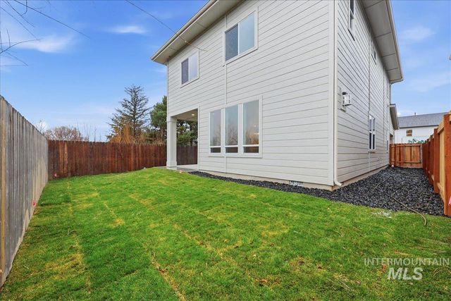 9647 W Kate Dr, Boise, ID 83714