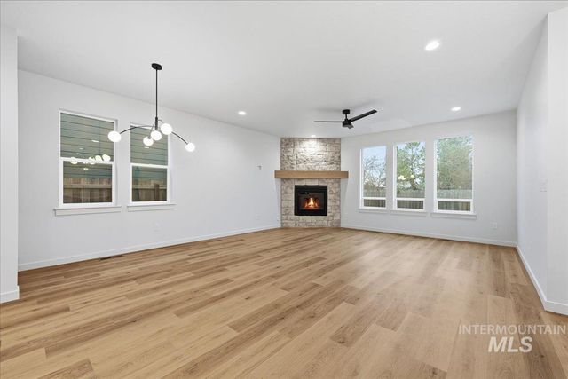 9647 W Kate Dr, Boise, ID 83714