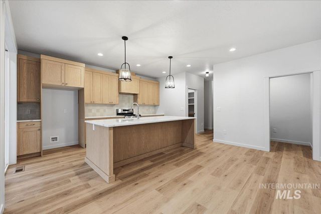 9647 W Kate Dr, Boise, ID 83714