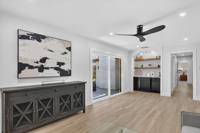 3883 Antigua Circle, Dallas, TX 75244