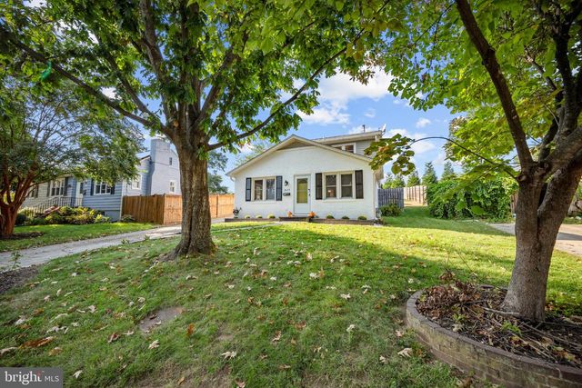 2624 E MAPLE ST, Alexandria, VA 22306