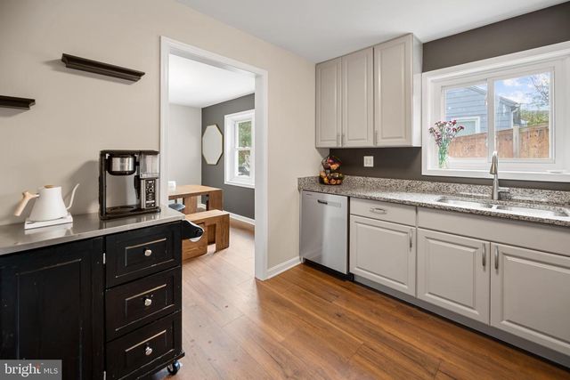 2624 E MAPLE ST, Alexandria, VA 22306