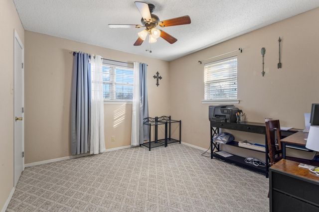 3013 Belle Avenue, Denison, TX 75020