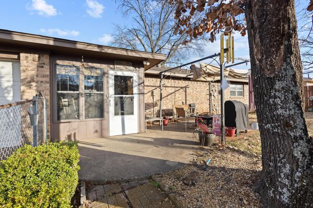 3013 Belle Avenue, Denison, TX 75020