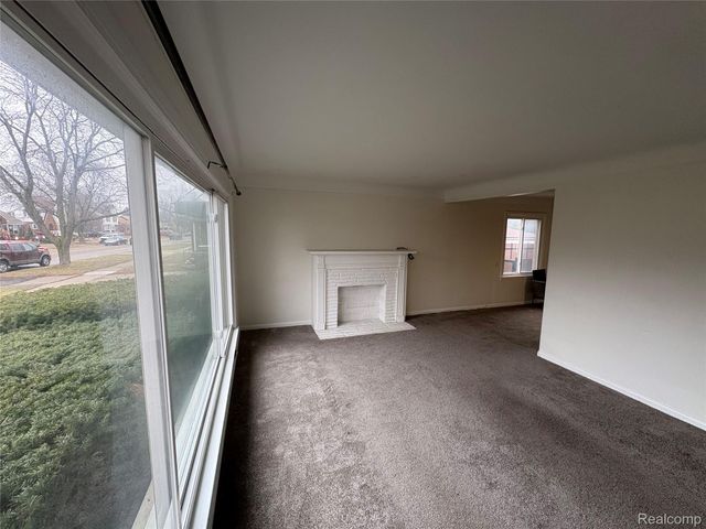 1079 Emmons Boulevard, Lincoln Park, MI 48146