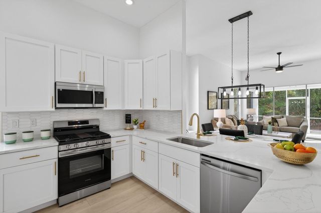 7739 WHITEBRIDGE GLEN, University Park, FL 34201