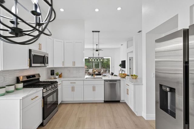 7739 WHITEBRIDGE GLEN, University Park, FL 34201