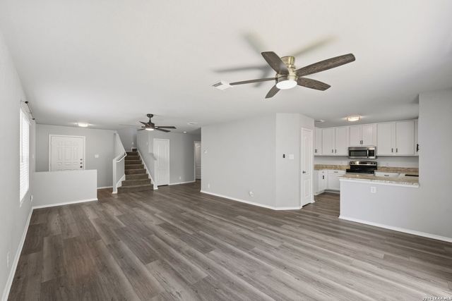 5434 Spring Walk, San Antonio, TX 78247