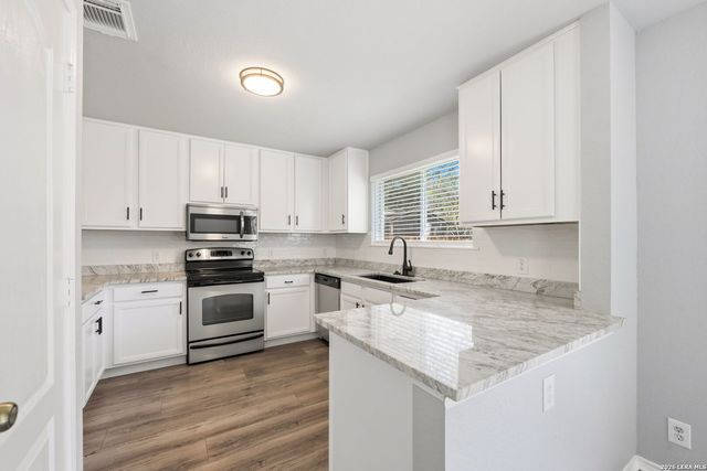 5434 Spring Walk, San Antonio, TX 78247