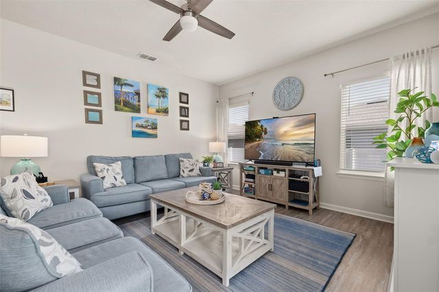 367 AUGUST FERN LOOP, Mount Dora, FL 32757