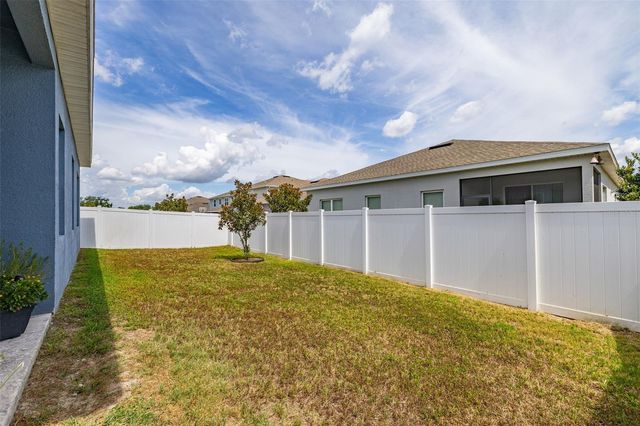 367 AUGUST FERN LOOP, Mount Dora, FL 32757