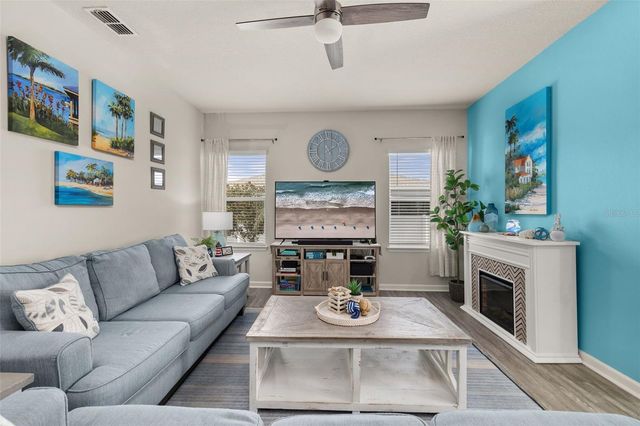 367 AUGUST FERN LOOP, Mount Dora, FL 32757