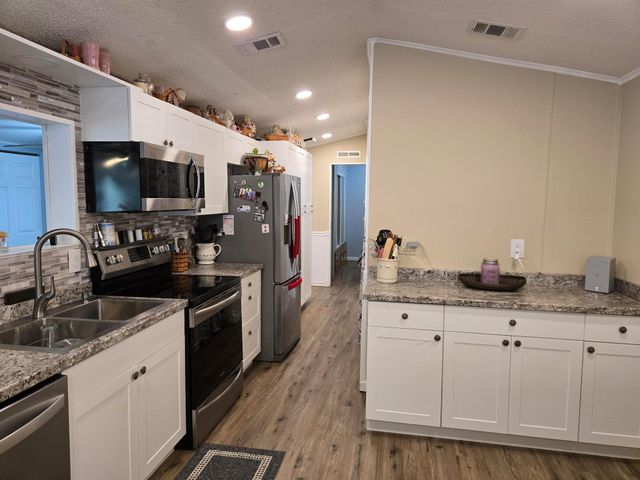 12240 SE 138th Boulevard 225, Okeechobee, FL 34974