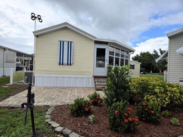 12240 SE 138th Boulevard 225, Okeechobee, FL 34974