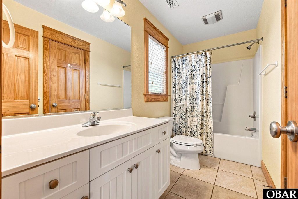 Image 23 of property listing at 8020 S Old Oregon Inlet Road, Nags Head, NC 27959
