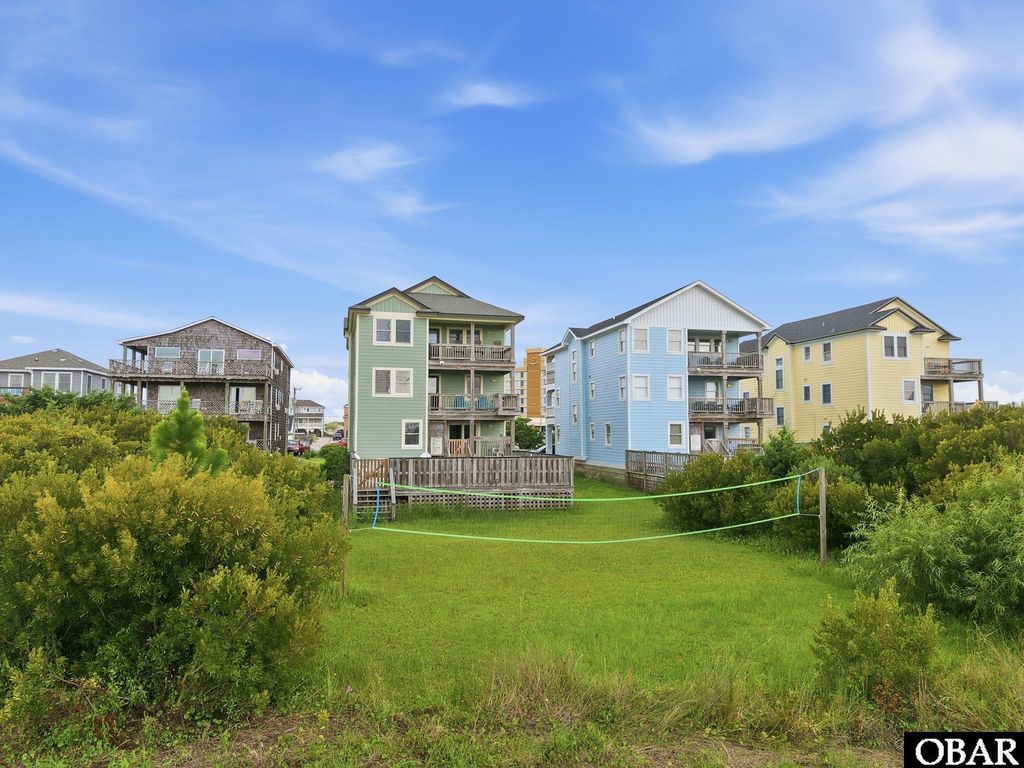 Image 4 of property listing at 8020 S Old Oregon Inlet Road, Nags Head, NC 27959