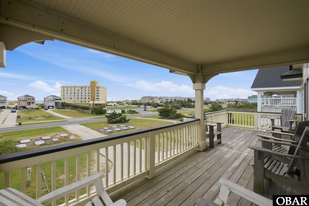 Image 5 of property listing at 8020 S Old Oregon Inlet Road, Nags Head, NC 27959