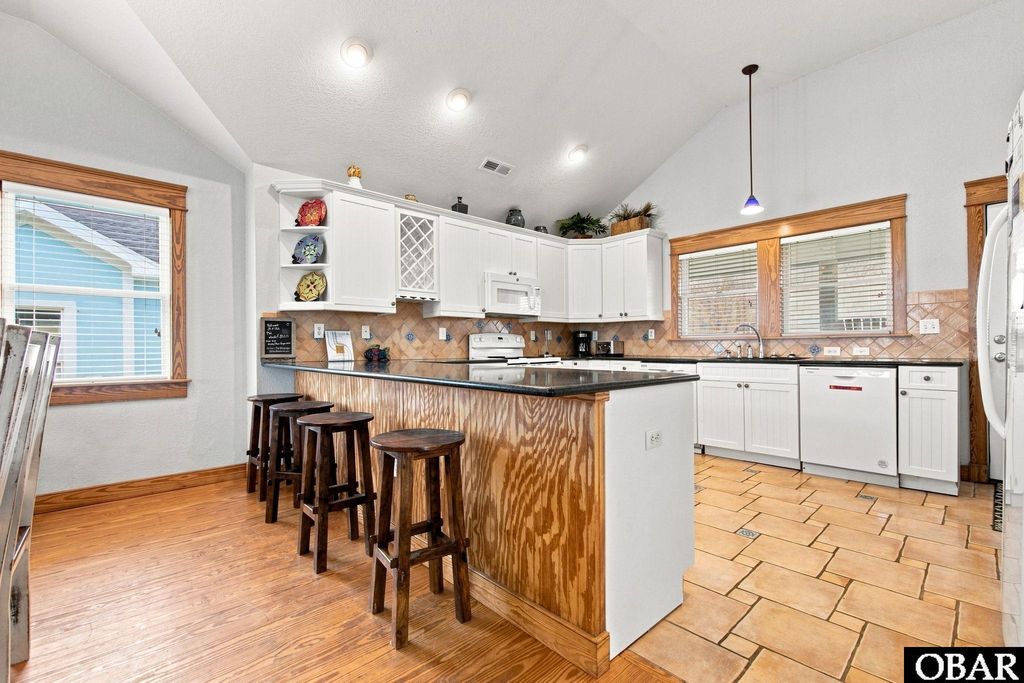 Image 10 of property listing at 8020 S Old Oregon Inlet Road, Nags Head, NC 27959