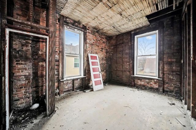 5930 S King Drive, Chicago, IL 60637