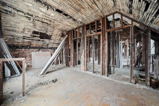 5930 S King Drive, Chicago, IL 60637