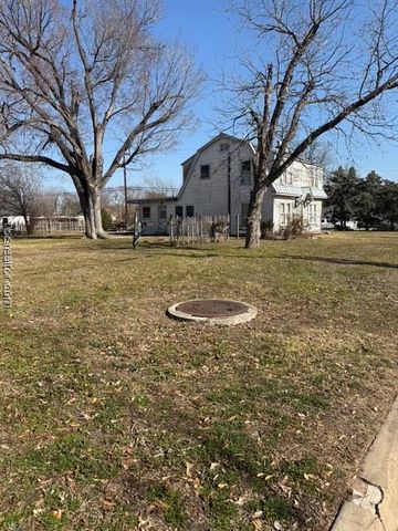 1212 East 28th Street, Bryan, TX 77803