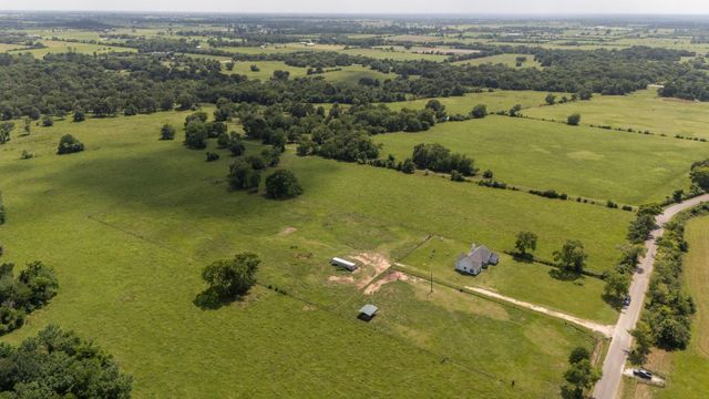 32123 A Howell Road, Waller, TX 77484