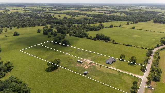 32123 A Howell Road, Waller, TX 77484