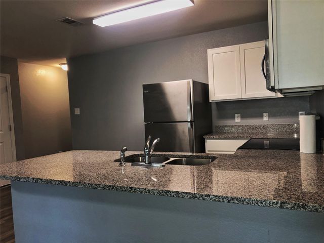 217 Cherry Tree, Livingston, TX 77351