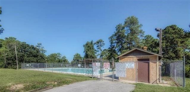 217 Cherry Tree, Livingston, TX 77351