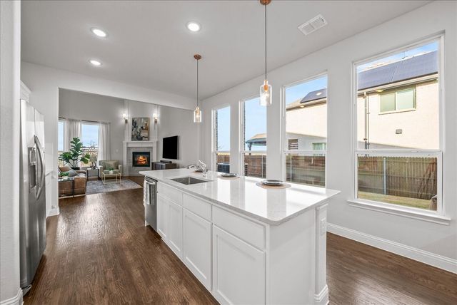 911 Park Vista Drive, Justin, TX 76247