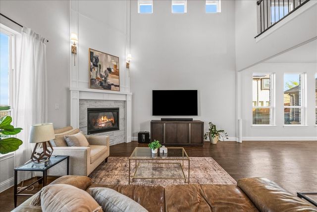 911 Park Vista Drive, Justin, TX 76247