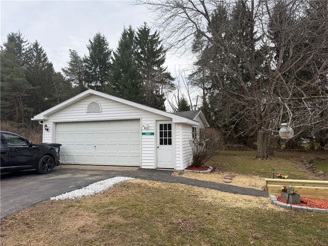 10806 Tuttle Drive, Caton, NY 14830