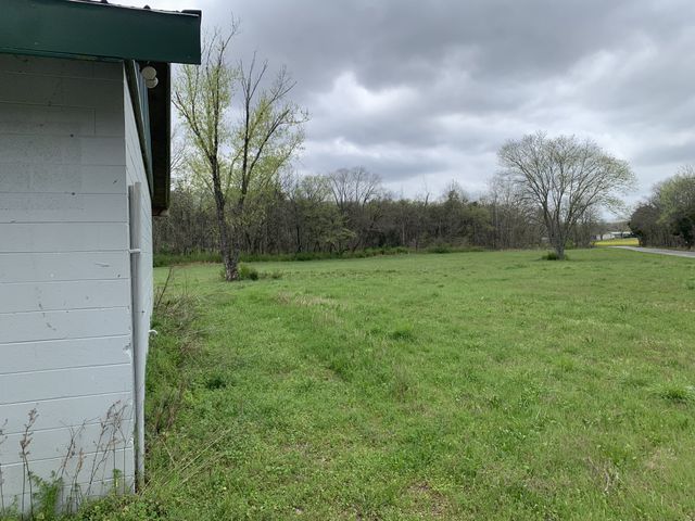 137 Factory Creek Rd, Ethridge, TN 38456
