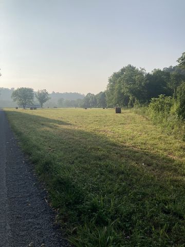 137 Factory Creek Rd, Ethridge, TN 38456