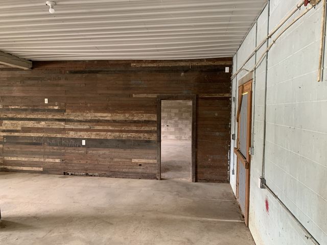 137 Factory Creek Rd, Ethridge, TN 38456