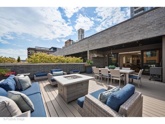 220 S Green Street 4S, Chicago, IL 60607