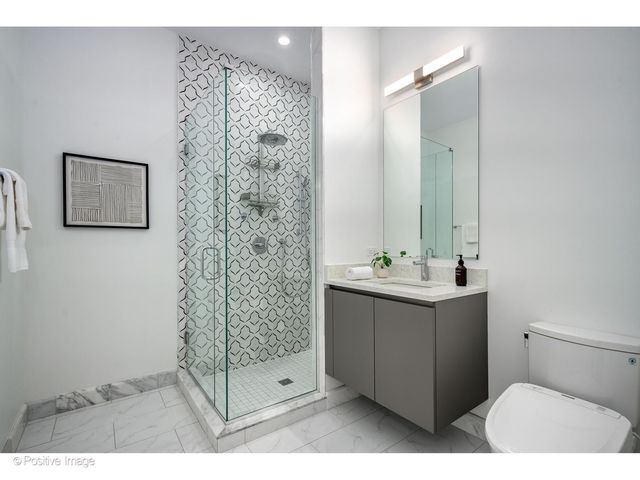220 S Green Street 4S, Chicago, IL 60607