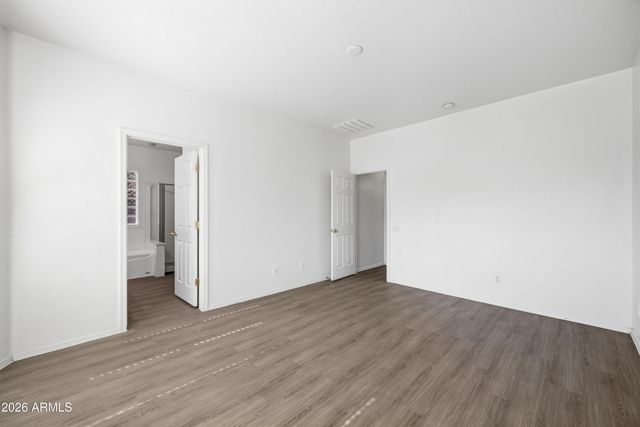 9365 W Milkweed Loop, Phoenix, AZ 85037